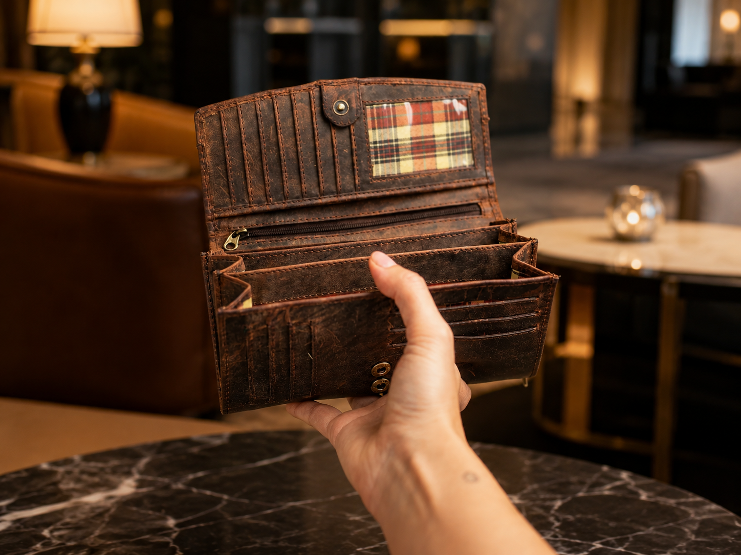 Alice Women's Full-Grain Leather Wallet – RFID 20-Card & Coin Organizer