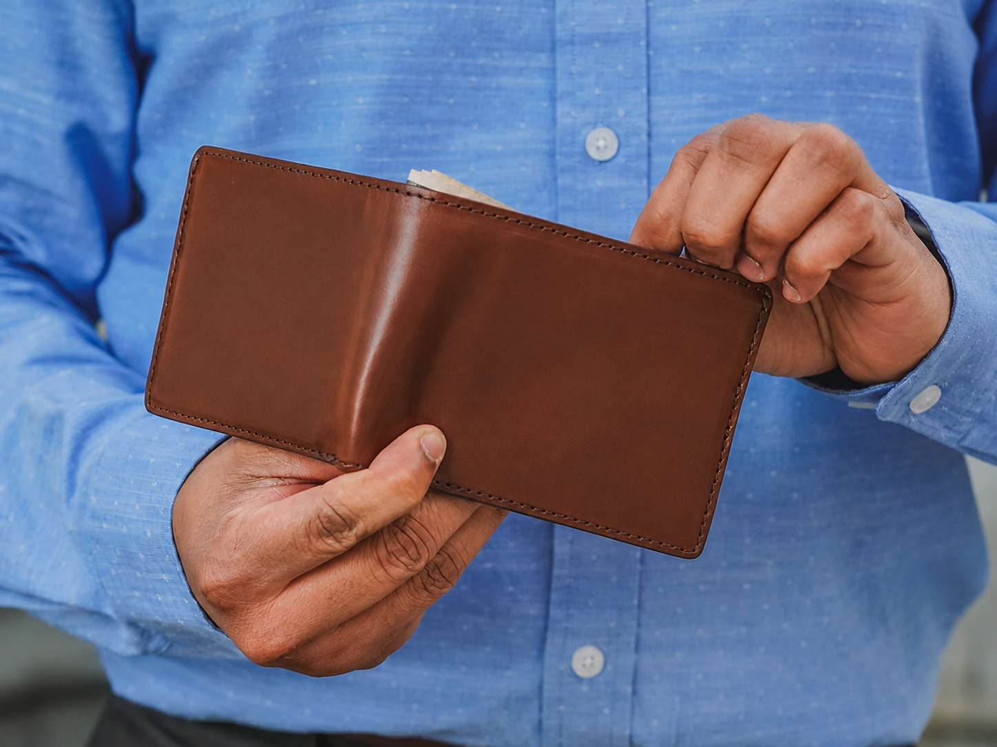 Jefferson Elderwood Leather Bifold Wallet – Classic Card & ID Organizer