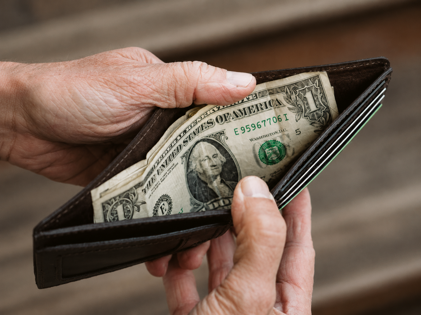Roosevelt Dark Oak Leather Billfold Wallet – Classic Card & ID Organizer
