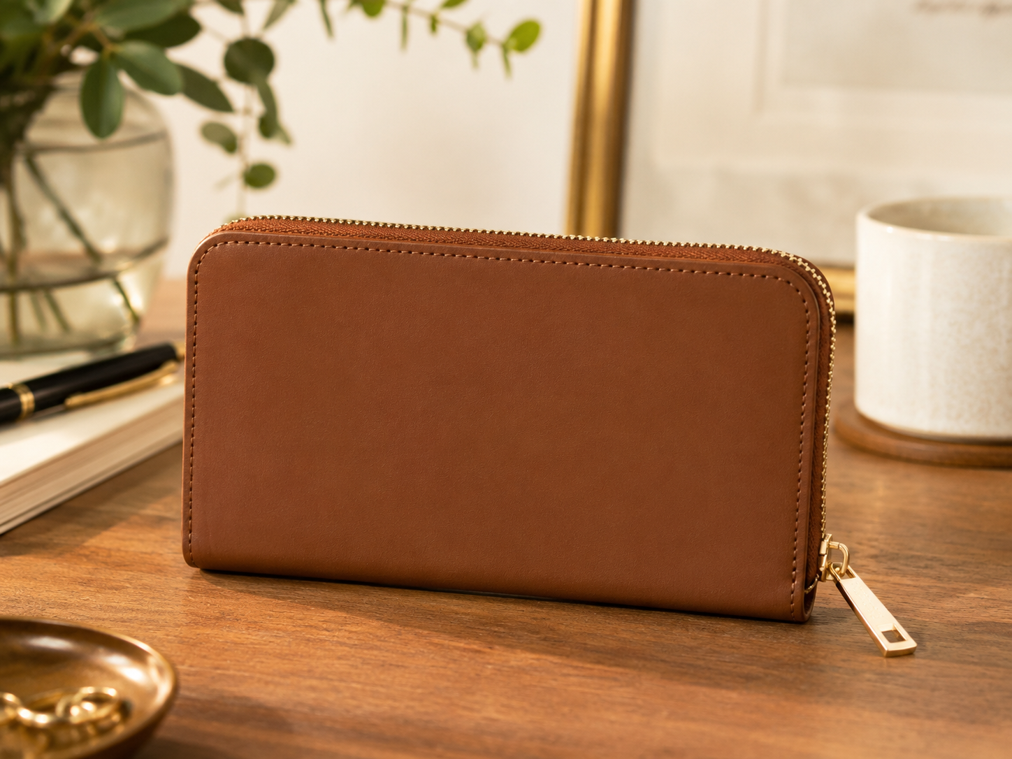 Ilizia Smooth Leather Zip Wallet – 8-Card, Coin & Cash Organizer