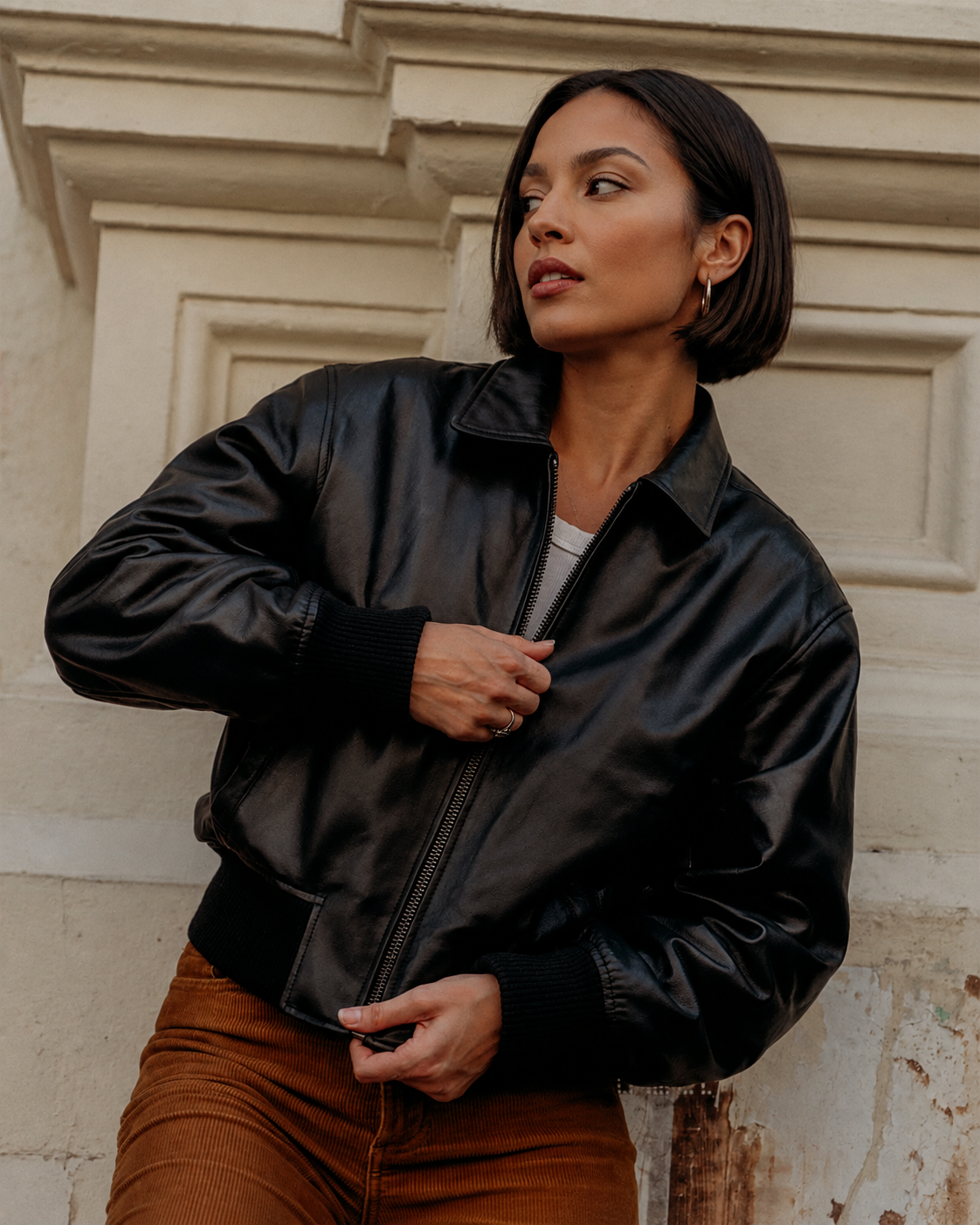 Women’s Lightweight Lambskin Leather Bomber Jacket – 23 Inch