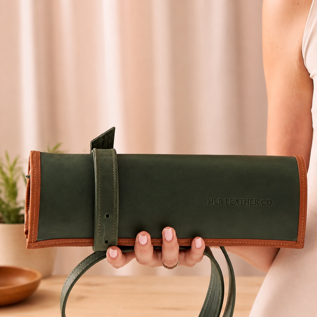 Luxury Full Grain Leather Knife Roll Bag | Premium Chef Knife Storage Case