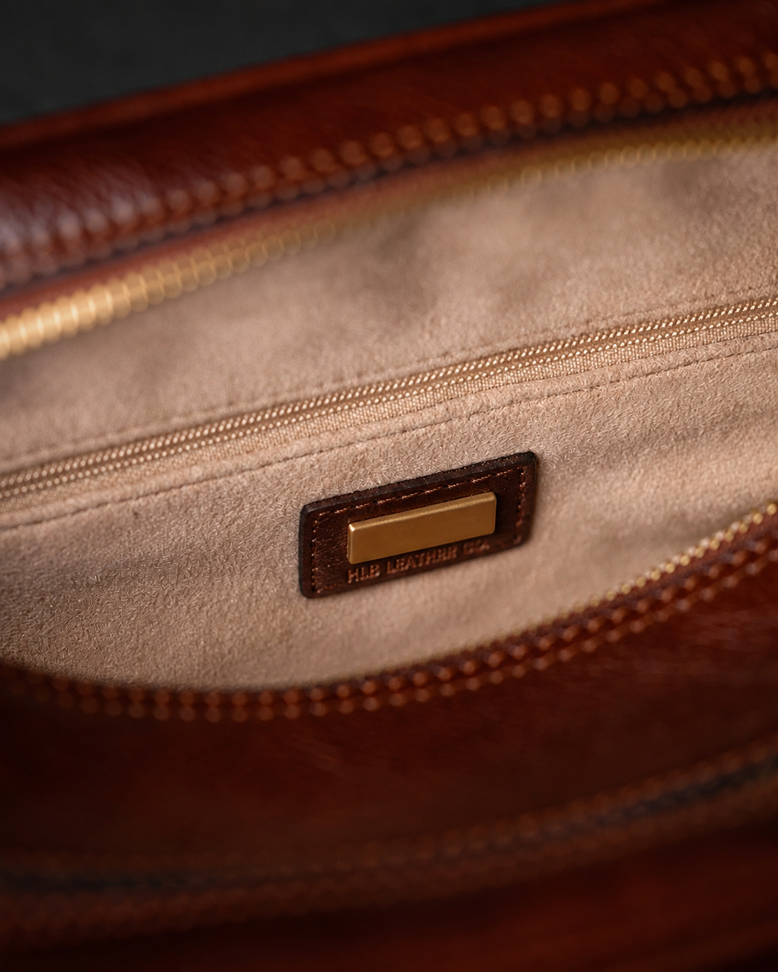 Full-Grain Italian Leather Dopp Kit – Dual Compartment Travel Toiletry Bag