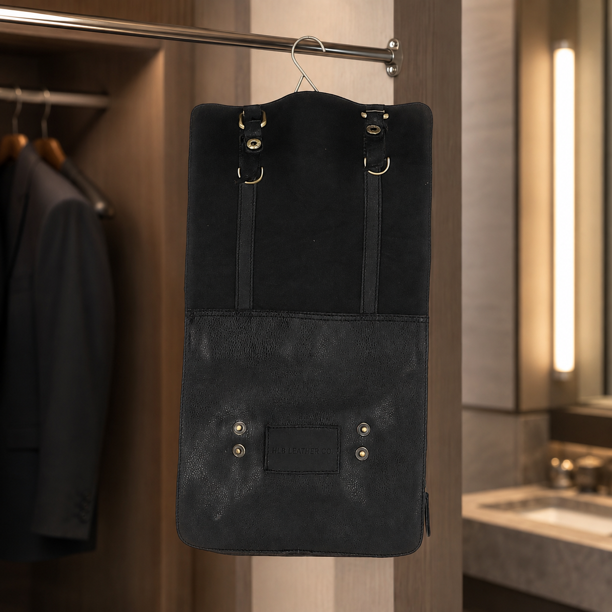 Black Leather & Canvas Hanging Toiletry Bag – Detachable Travel Wash Organizer