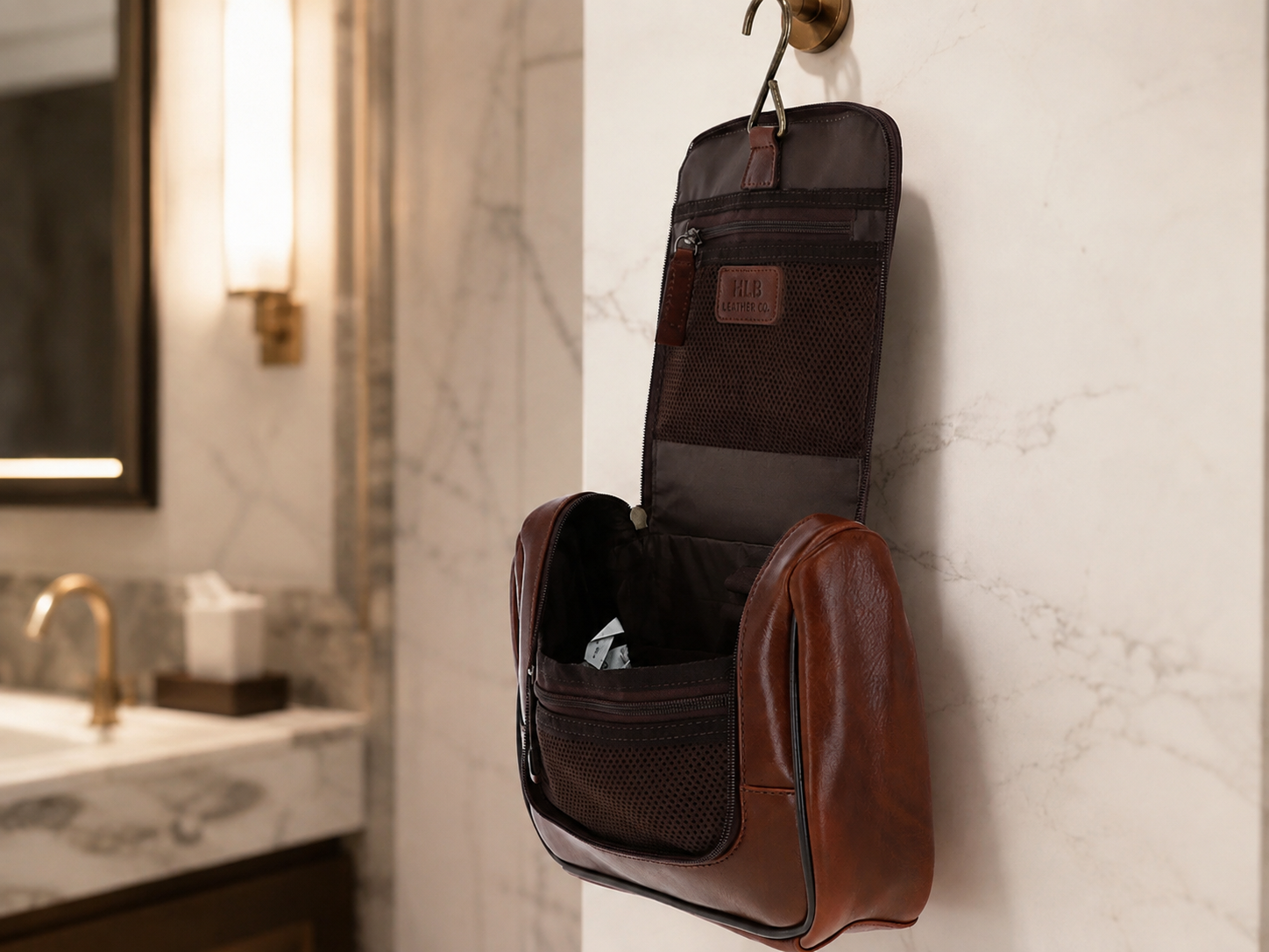 Tempo Brown Vegetable-Tanned Leather Hanging Wash Bag – Premium Travel Organizer