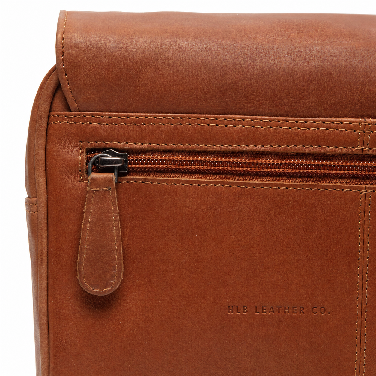 Cognac Wax Pull-Up Leather Dopp Kit – Travel Toiletry Organizer