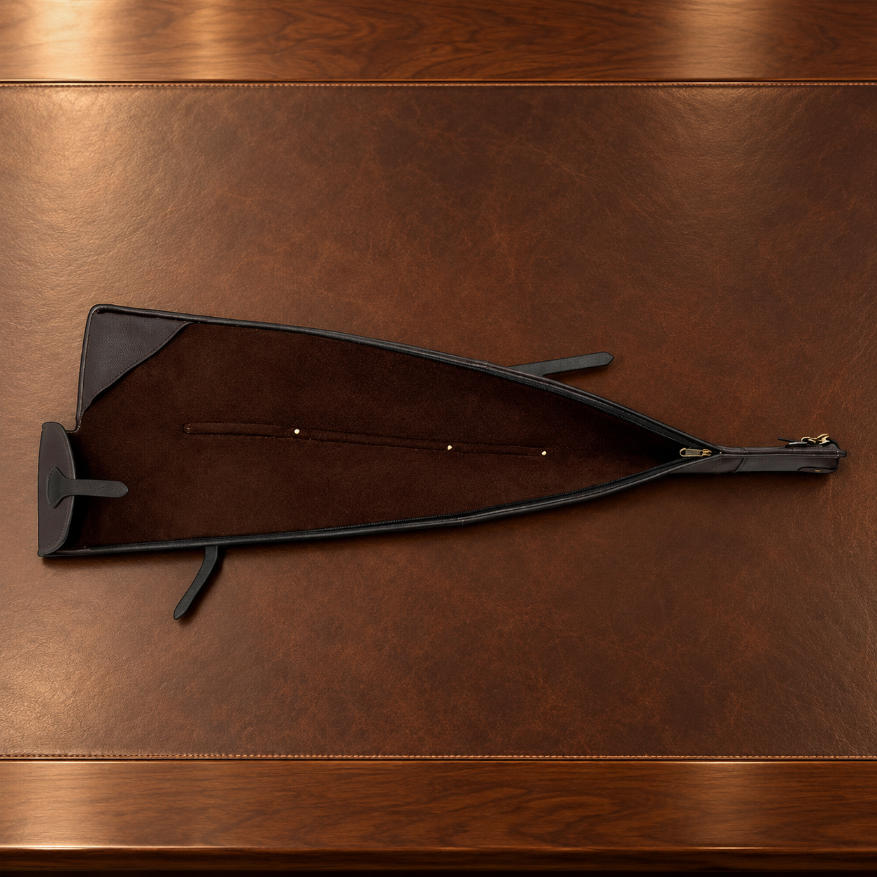 Oak Chequered Shotgun Slip Case – Leather Trimmed Fleece-Lined Gun Case