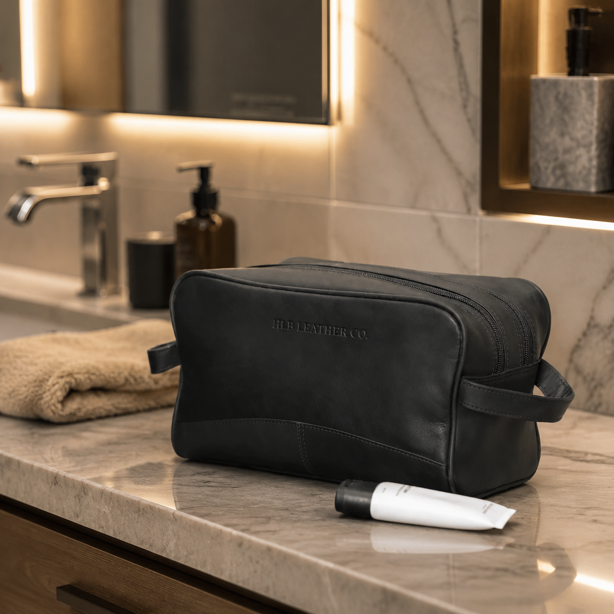 Black Wax Pull-Up Leather Toiletry Bag – Compact Travel Dopp Kit