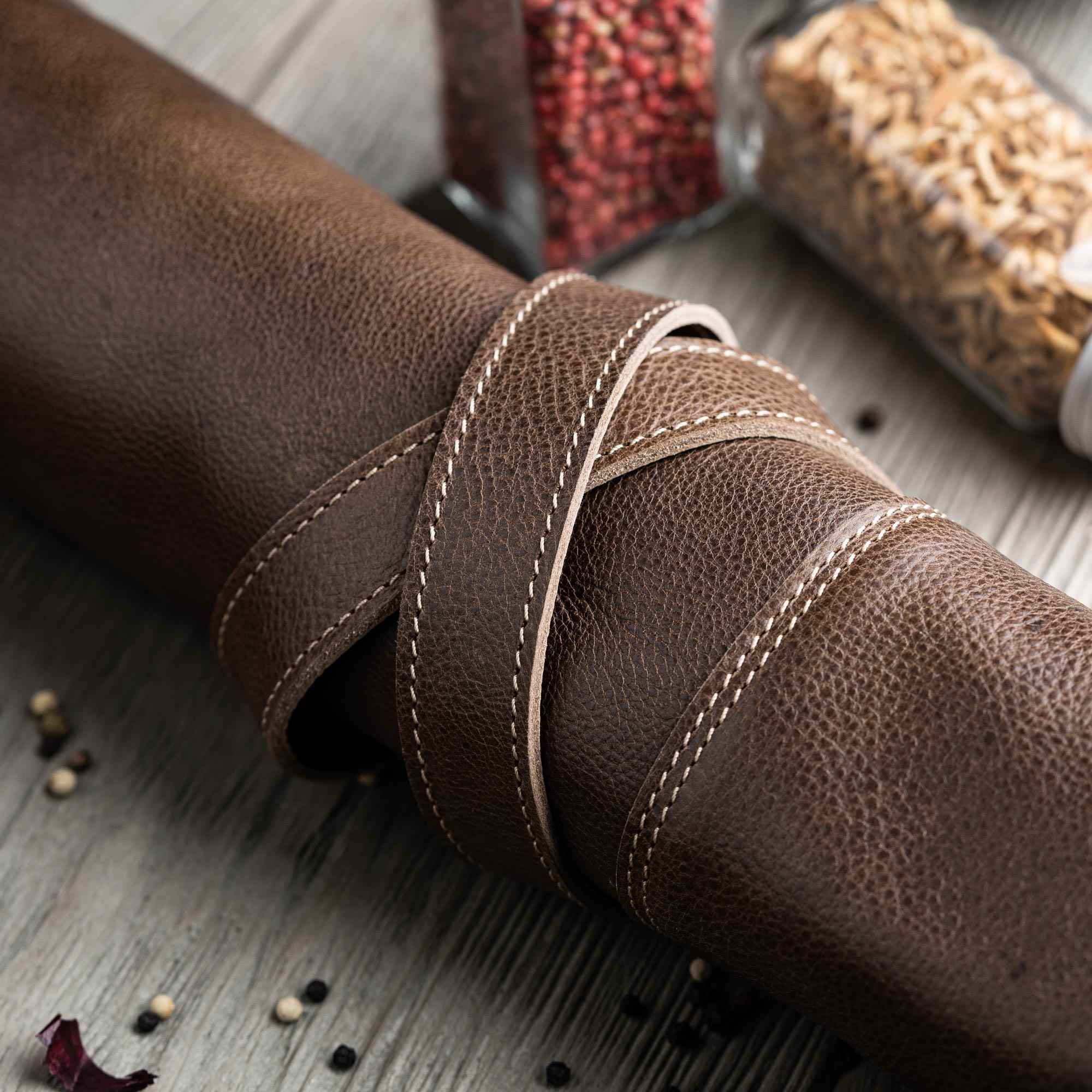 Austrian Handcrafted Leather Kitchen Knife Bag – 4 Slots