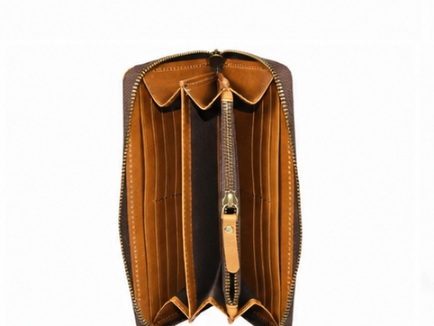 Tucson Caramel Hand-Tooled Leather Clutch – Full-Grain Handmade Wallet