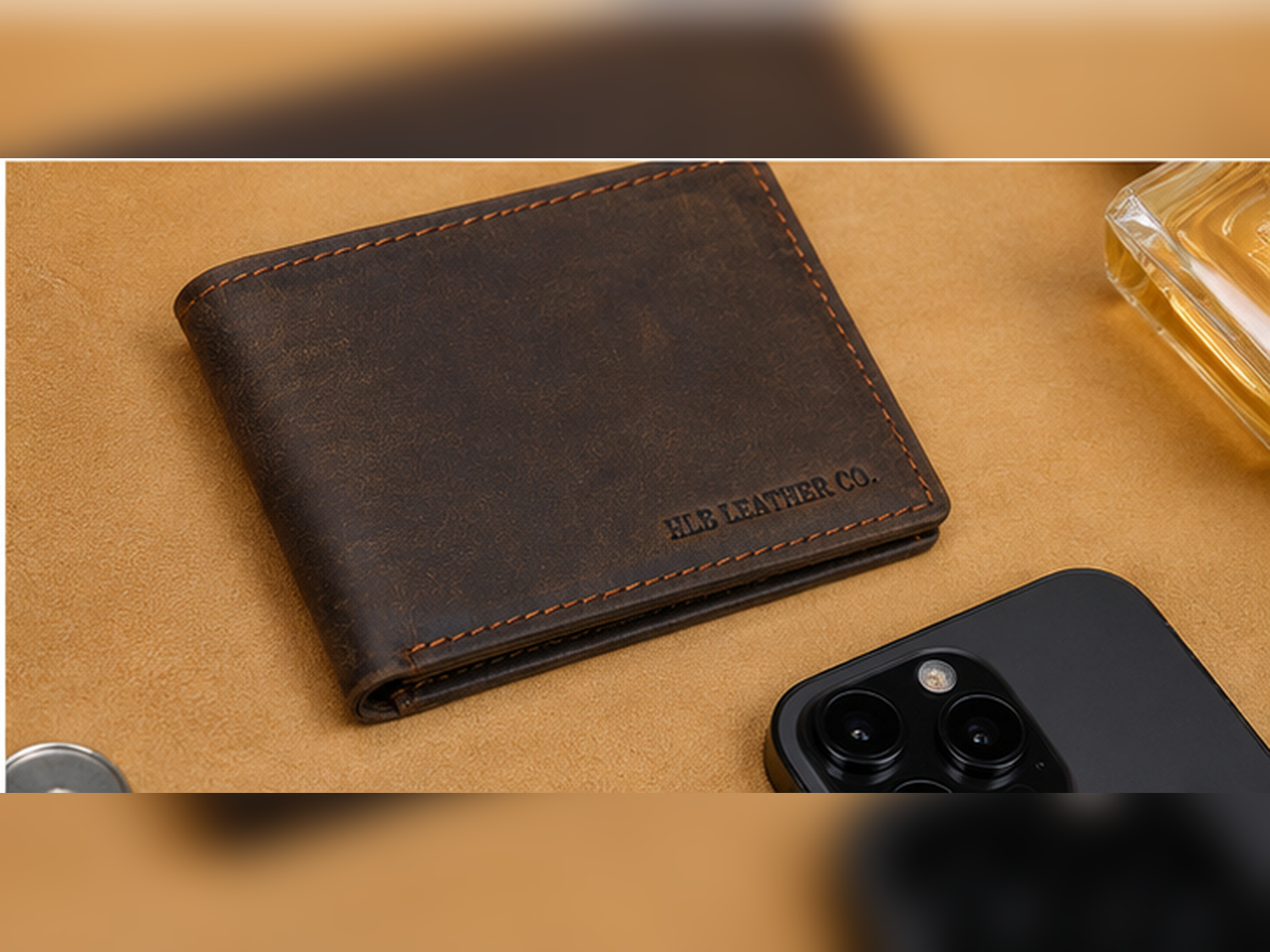 Retro Full-Grain Leather Bifold Wallet – Classic Card & Cash Organizer